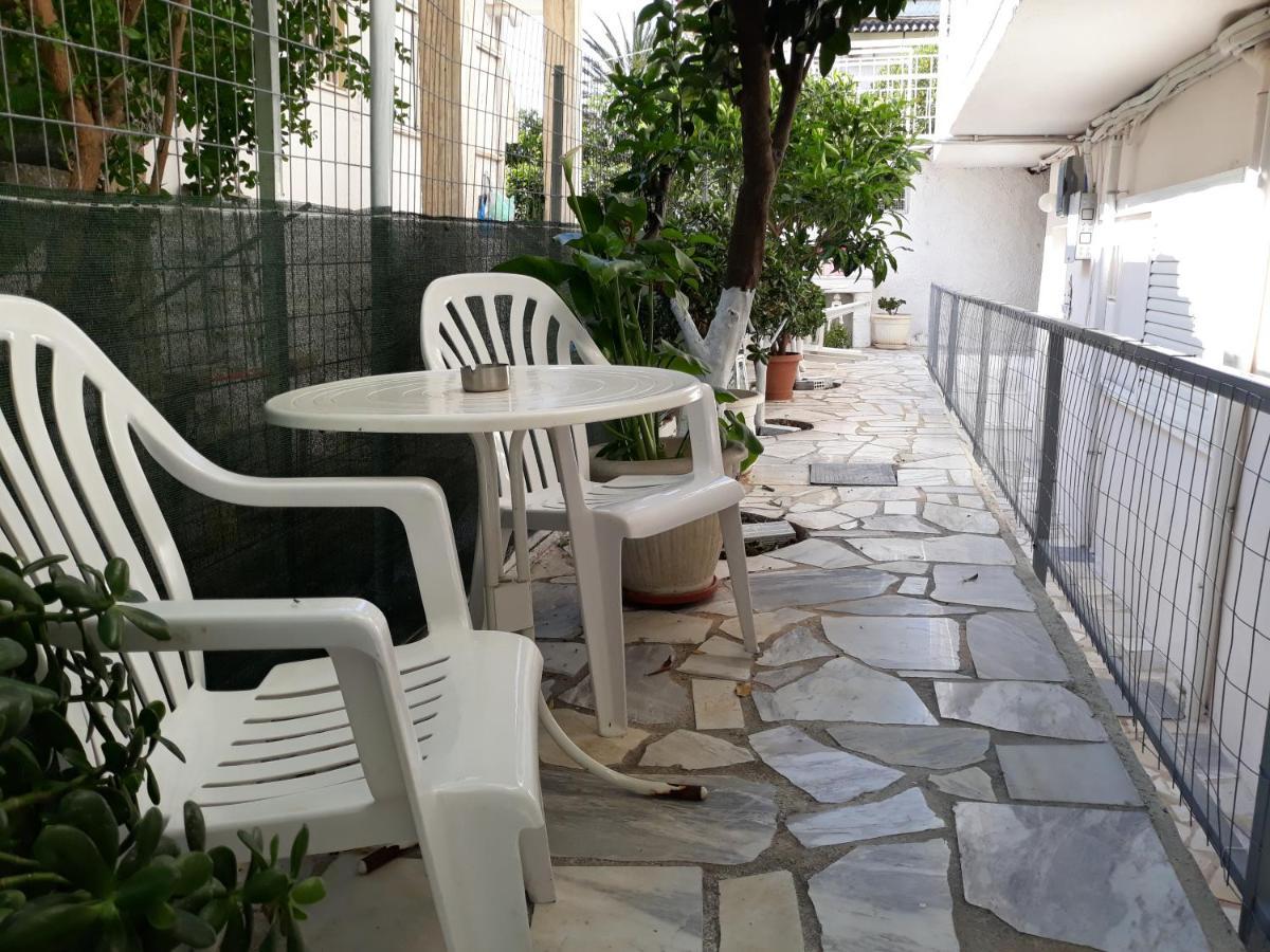 Cozy Flat In Nea Makri Apartamento Exterior foto