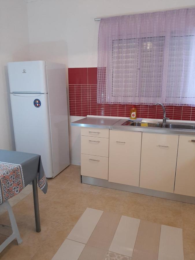 Cozy Flat In Nea Makri Apartamento Exterior foto