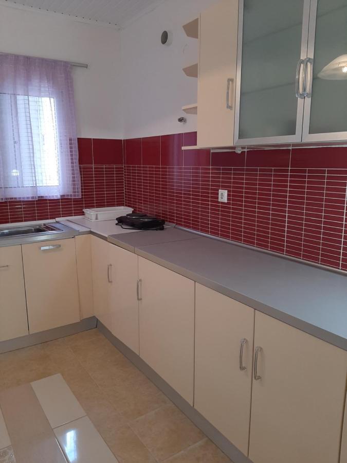 Cozy Flat In Nea Makri Apartamento Exterior foto