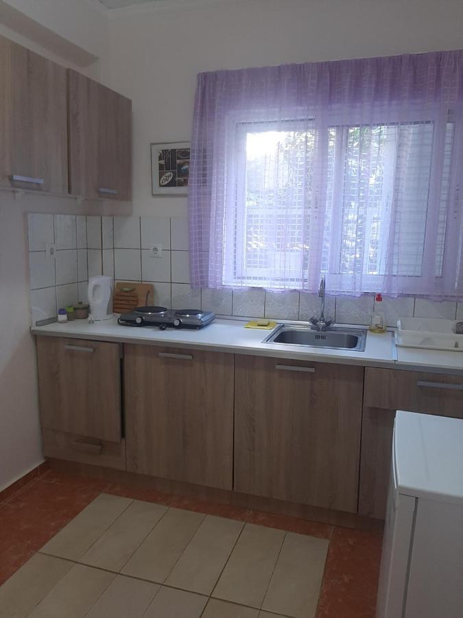Cozy Flat In Nea Makri Apartamento Exterior foto