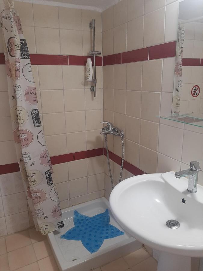 Cozy Flat In Nea Makri Apartamento Exterior foto