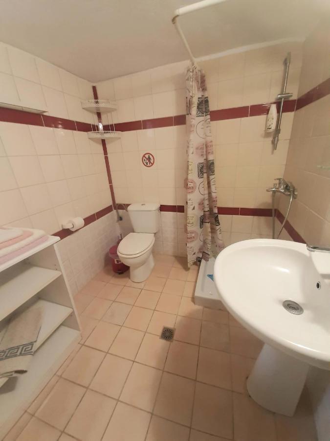 Cozy Flat In Nea Makri Apartamento Exterior foto